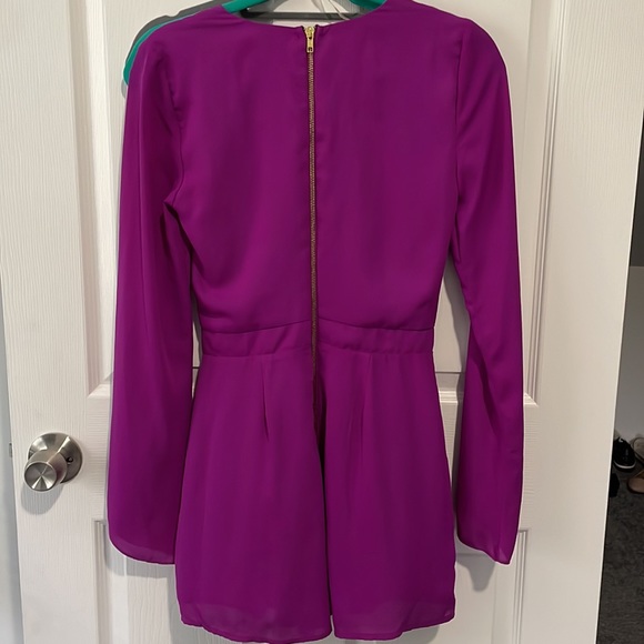 Giani Bernini Romper with Pockets - Picture 5 of 6